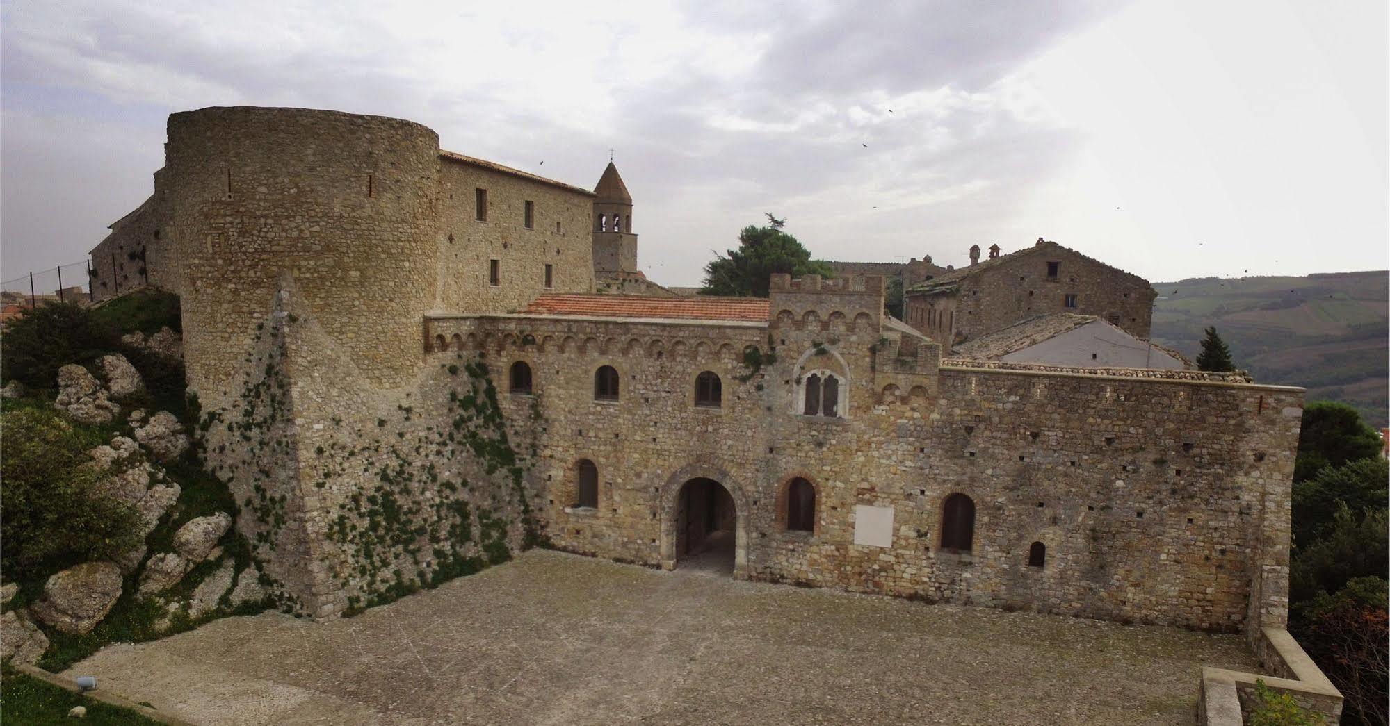 Residenza Ducale Hotel Bovino Eksteriør billede